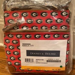 NWT Dooney & Bourke UGA Crossbody bag